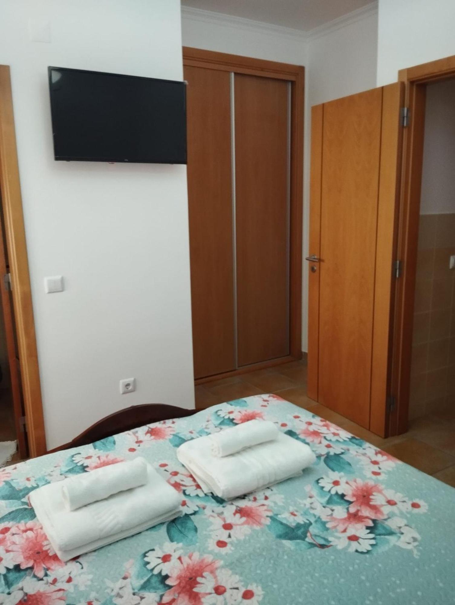 Julia House Holidays Nazaré Exterior photo